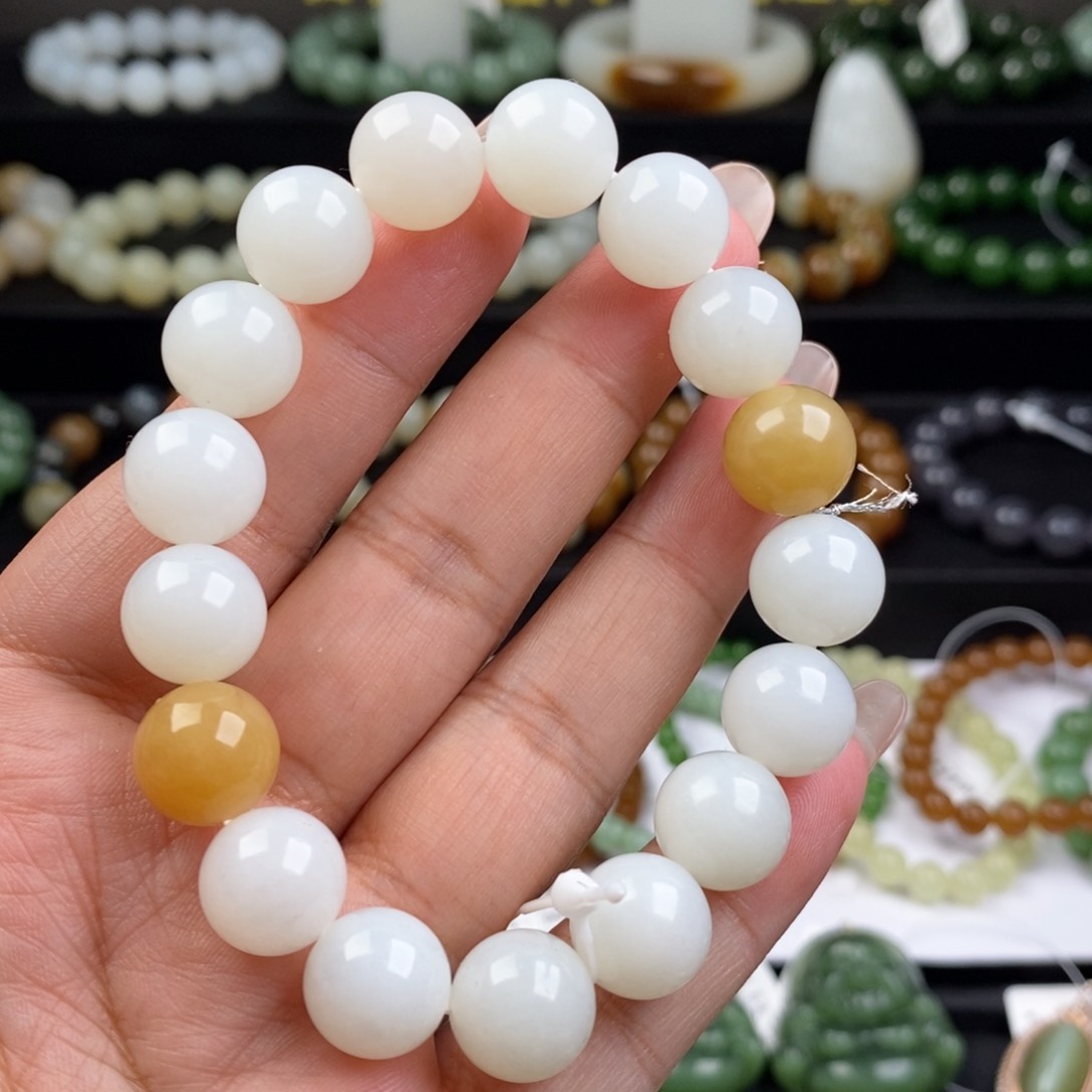 和田玉手串未镶嵌