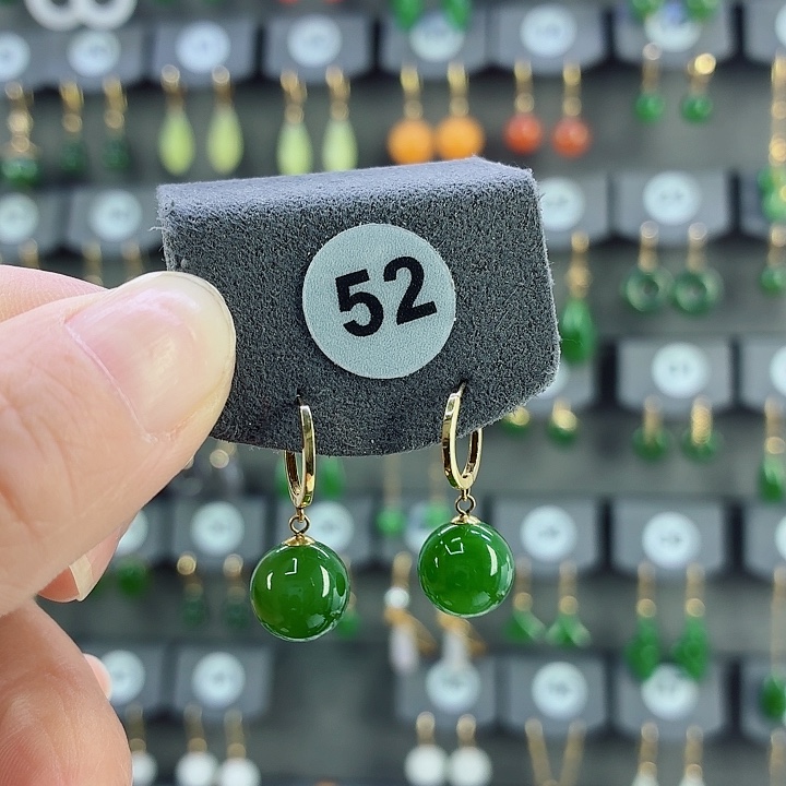 和田玉18K金镶嵌耳饰