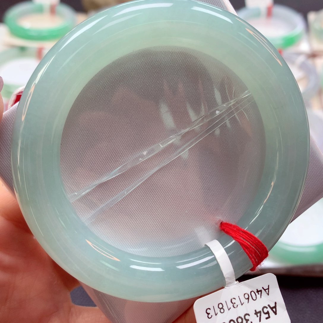 翡翠手镯（圆镯）未镶嵌37号85