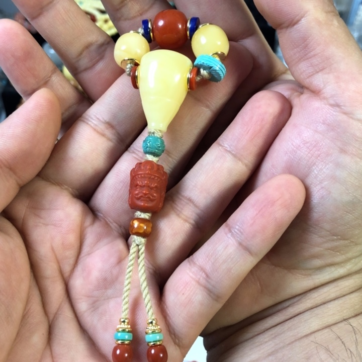 未镶嵌蜜蜡珠宝奇石