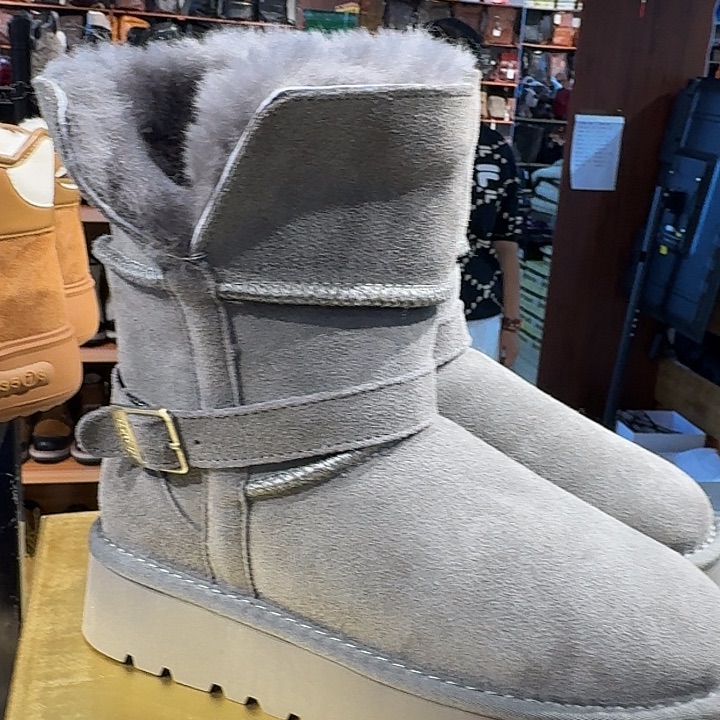 38码女士厚底雪地靴