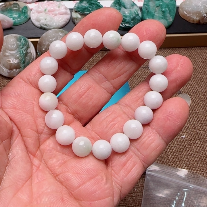 独山玉未镶嵌颈饰