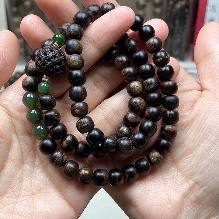 沉香手串阿*越南芽庄紫奇楠留疤料