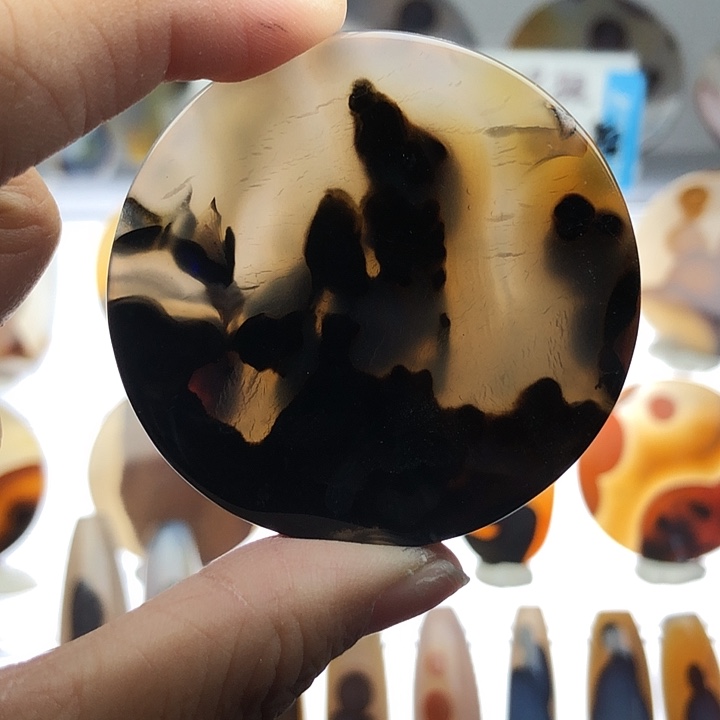 玛瑙/玉髓未镶嵌珠宝半成品64