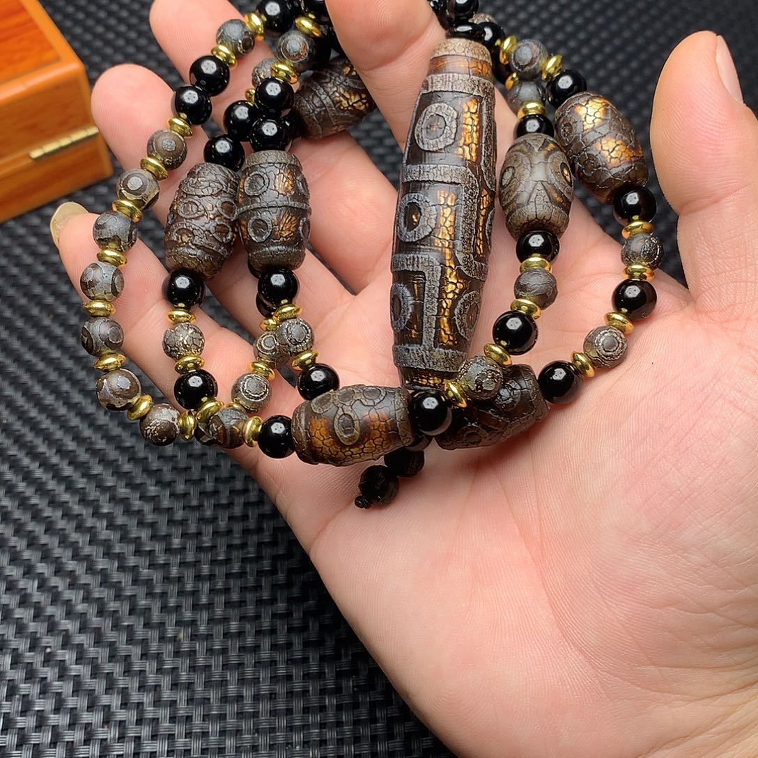 8****玛瑙/玉髓未镶嵌手链