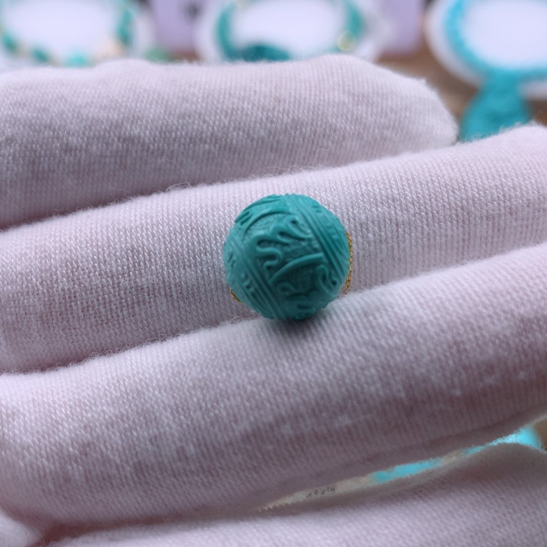 绿松石配饰未镶嵌