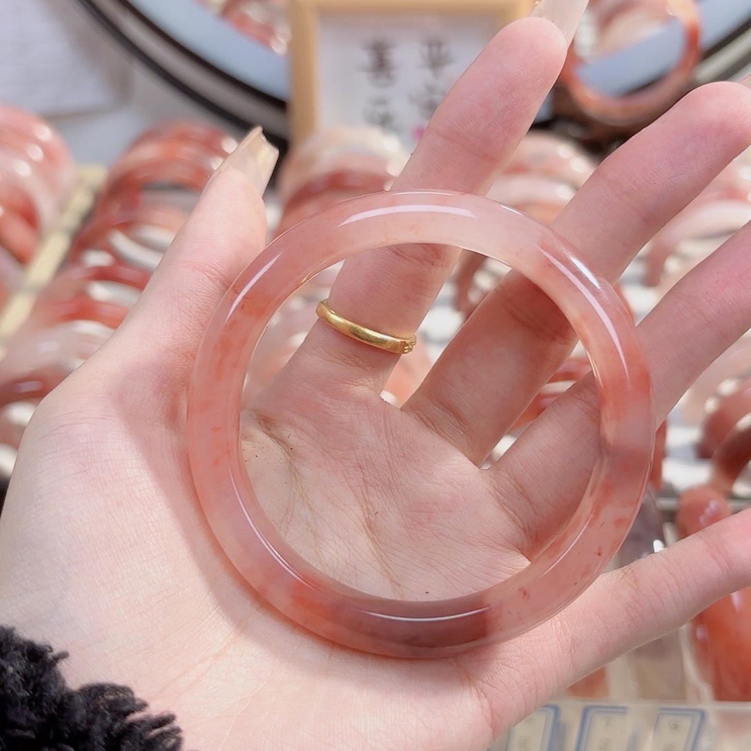 石英质玉手镯未镶嵌林