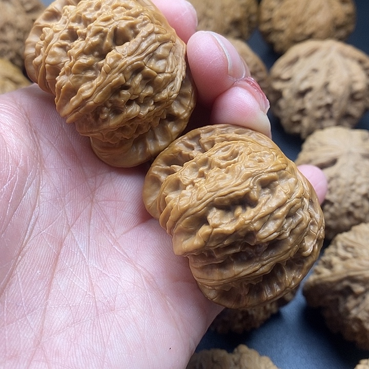 龙脊菩提吊坠白师子45