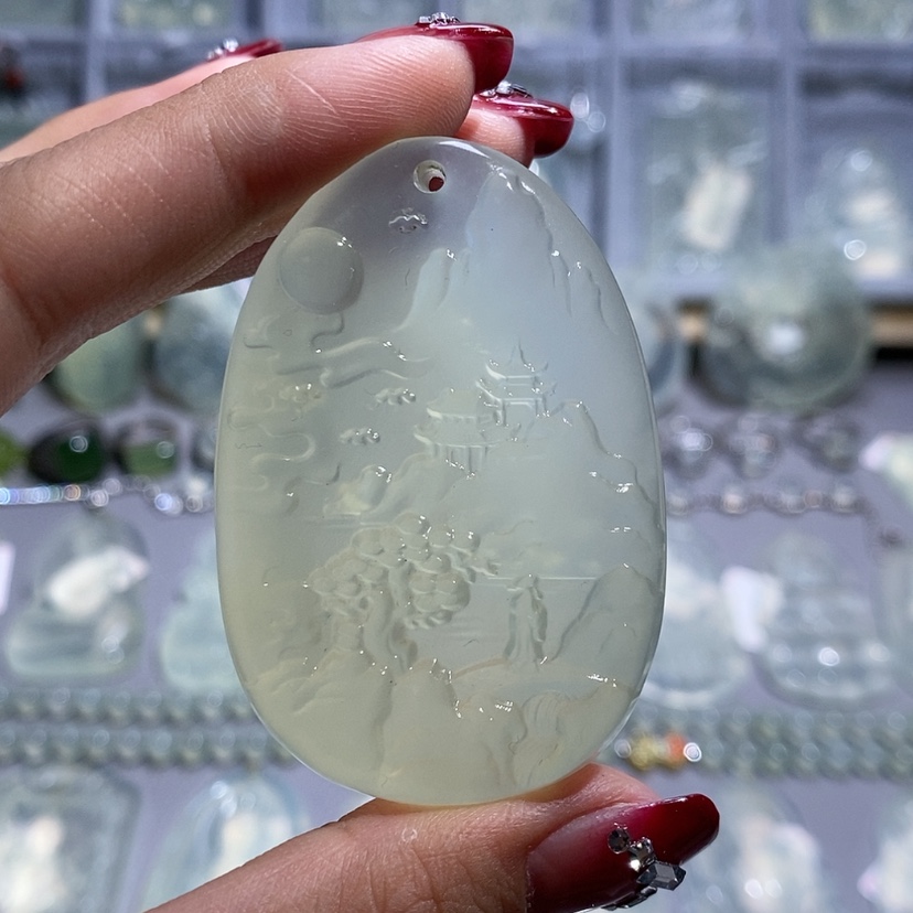 【闪购商品】岫玉颈饰未镶嵌山水牌