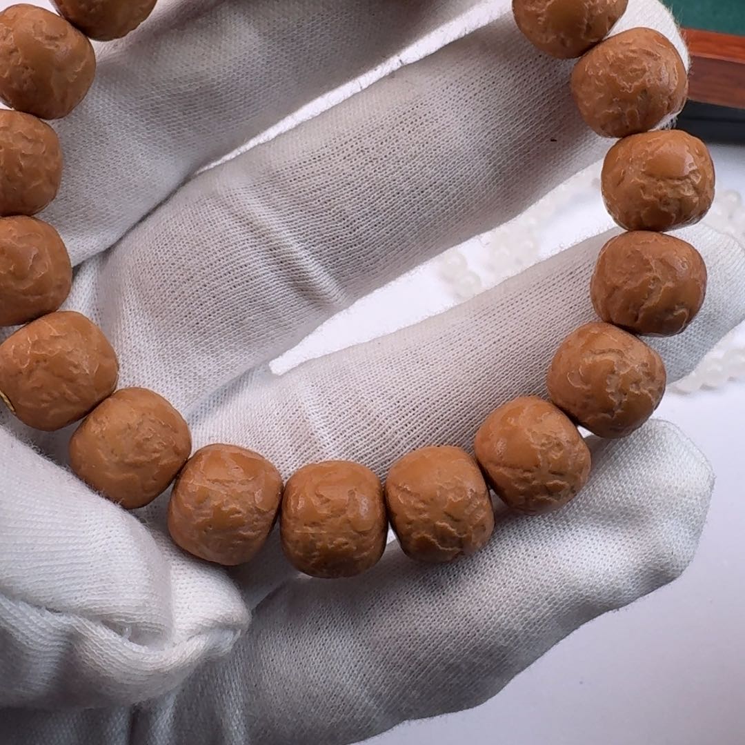 猴头核桃吊坠哈哈哈哈