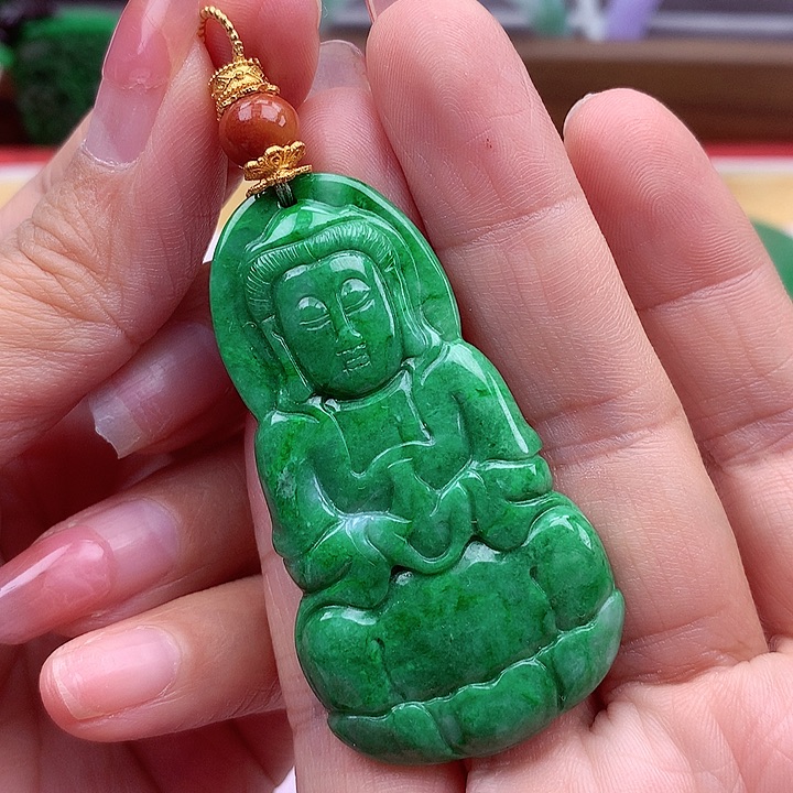 翡翠颈饰银S925镶嵌翡翠