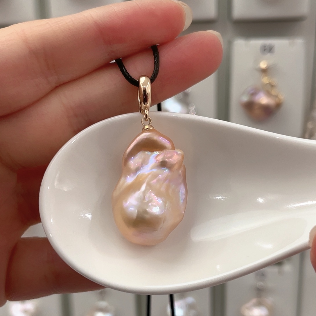 吊坠(赠链)未镶嵌淡水珍珠