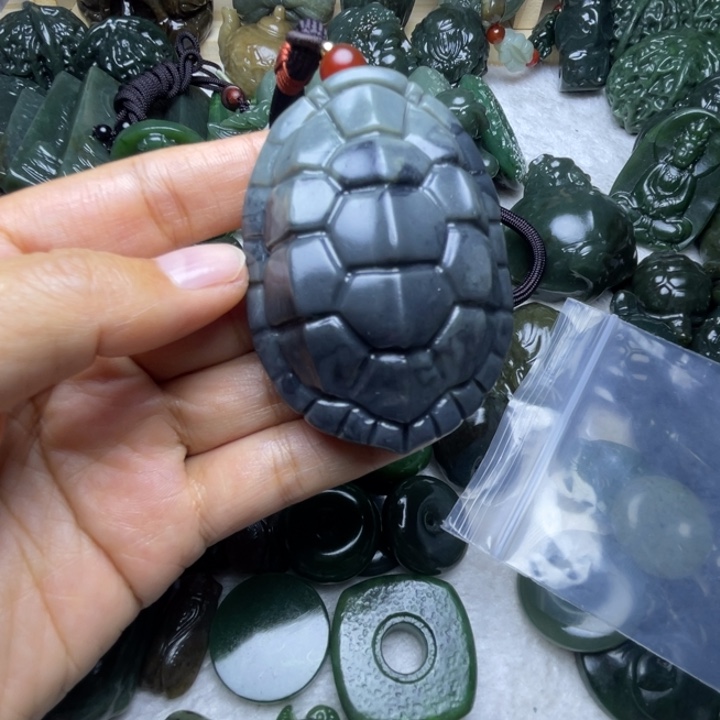 和田玉未镶嵌项圈