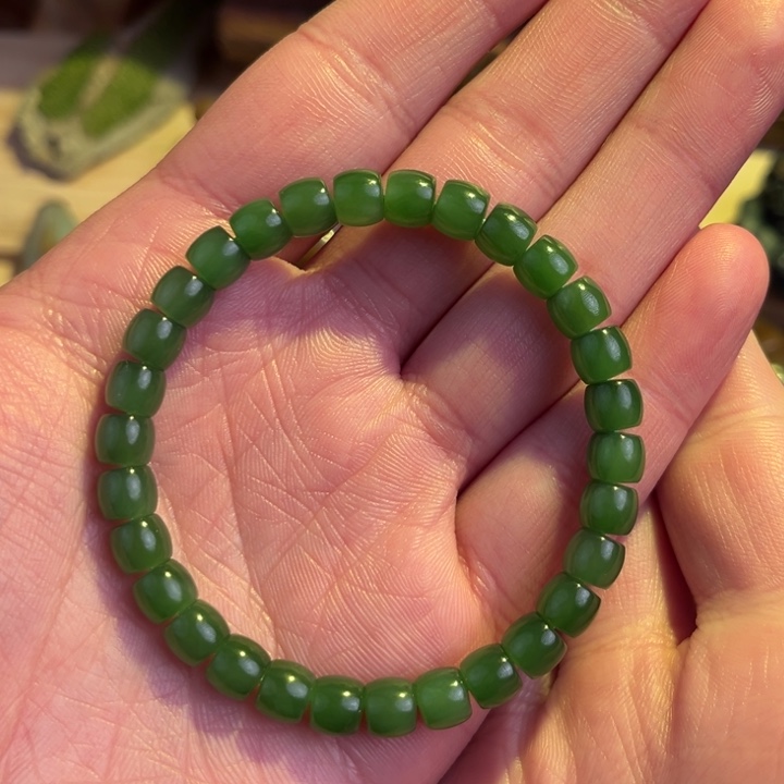 墨***白和田玉未镶嵌手链