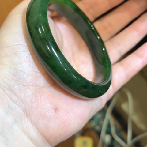 和田玉（碧玉）手镯未镶嵌