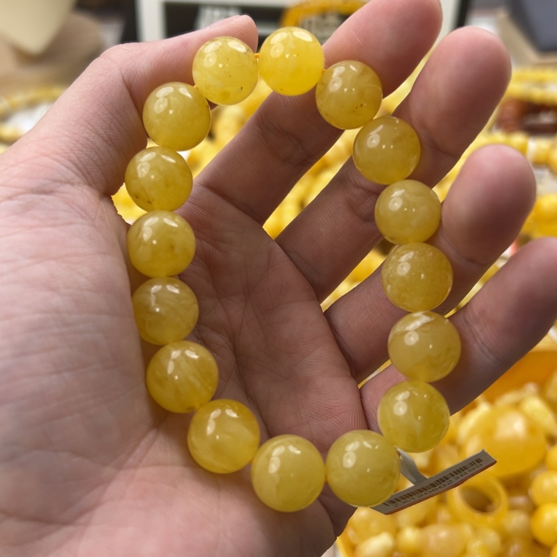 琥珀珠宝奇石未镶嵌