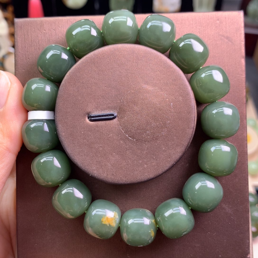 和田玉未镶嵌手链