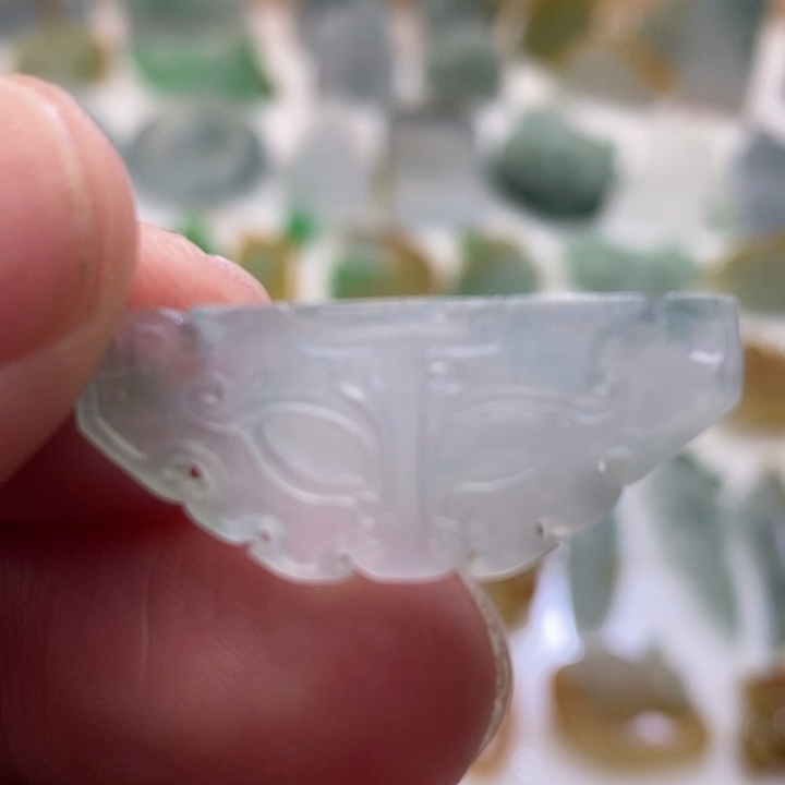 定制翡翠未镶嵌翡翠仿古饕餮