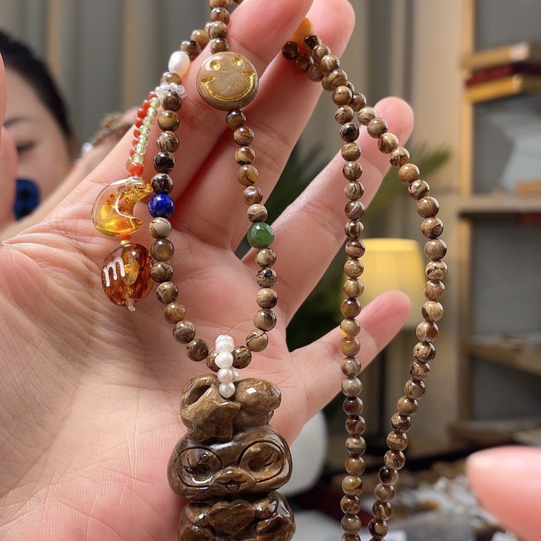 琥珀裸石未镶嵌蜜蜡吊坠