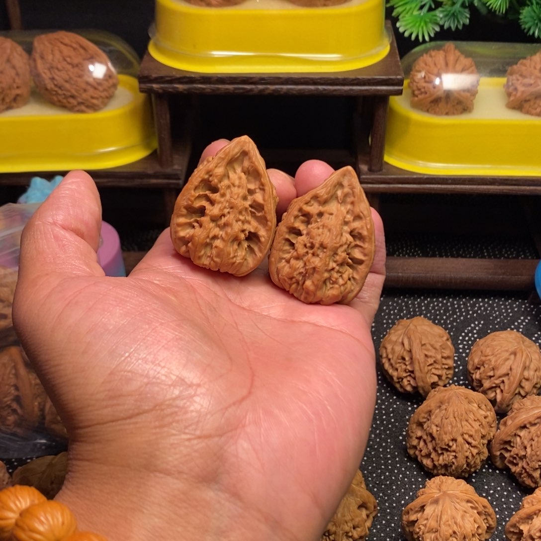 吊坠文玩核桃信*哥佛坎34