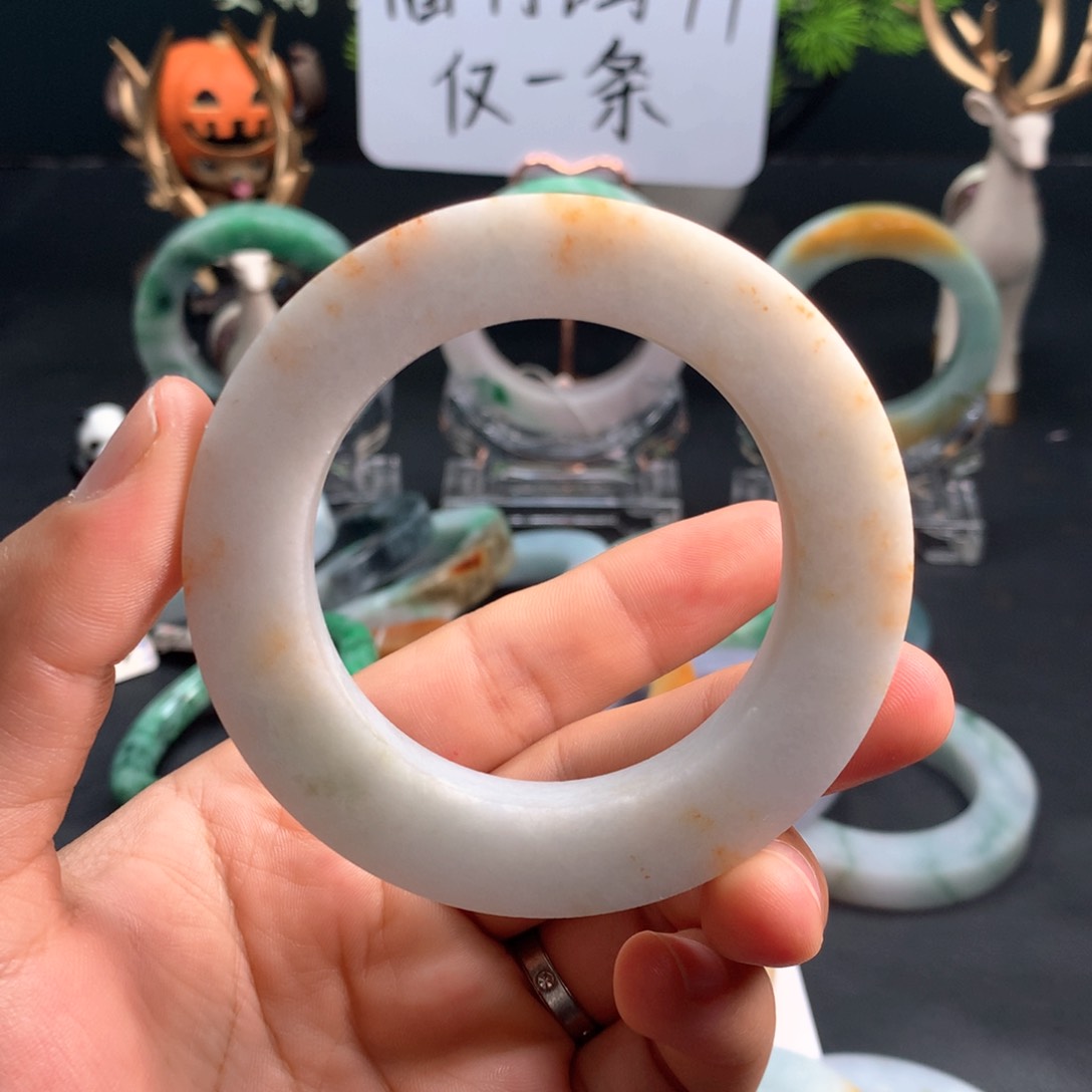 定制翡翠手镯未镶嵌