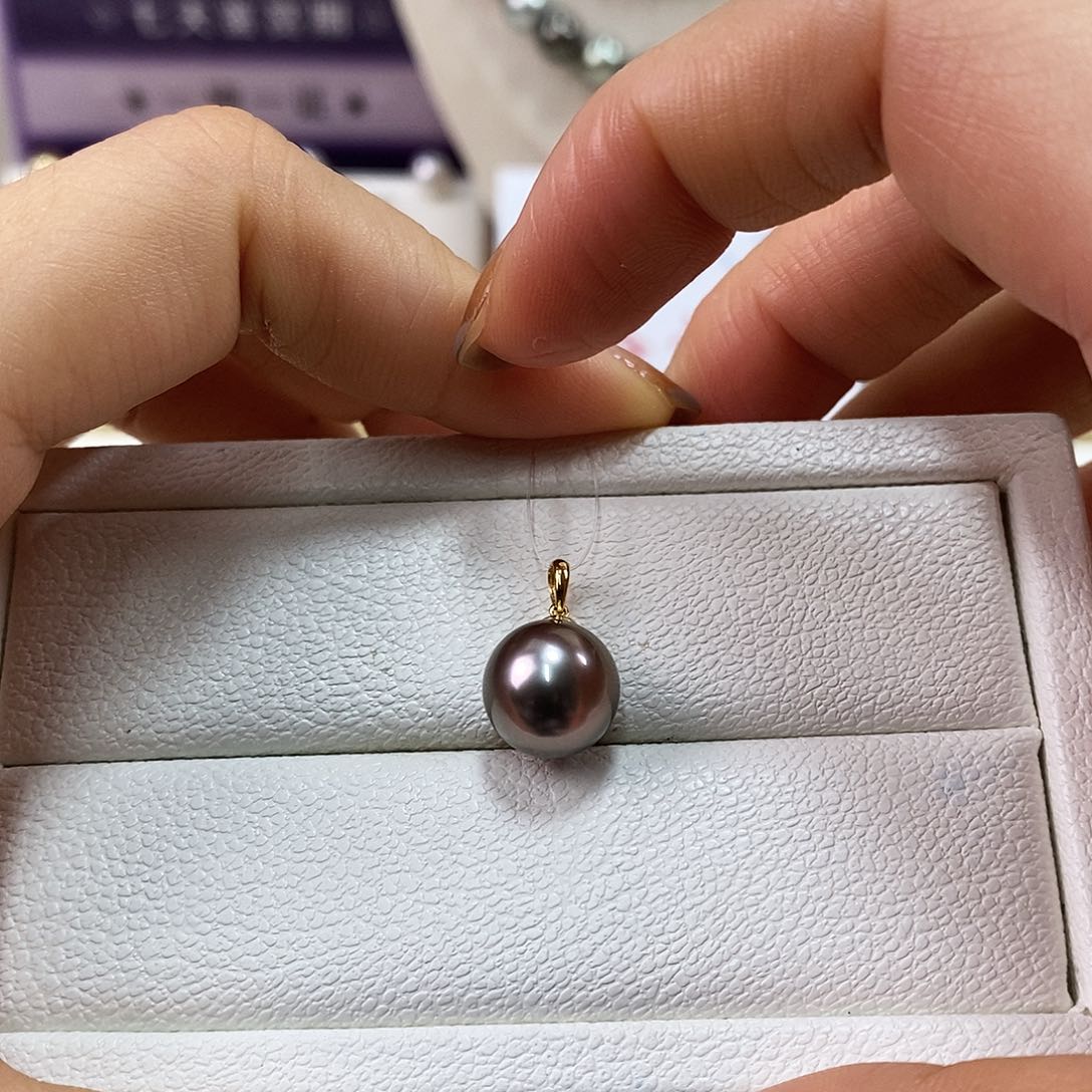 海水珍珠吊坠(不含链)18K金镶嵌10-11m大溪地黑珍珠吊坠基本无暇