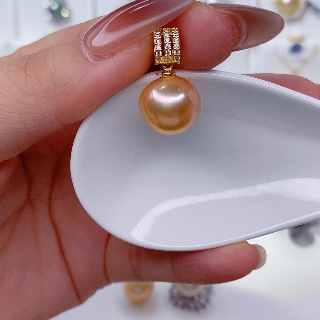 淡水珍珠未镶嵌吊坠(赠链)