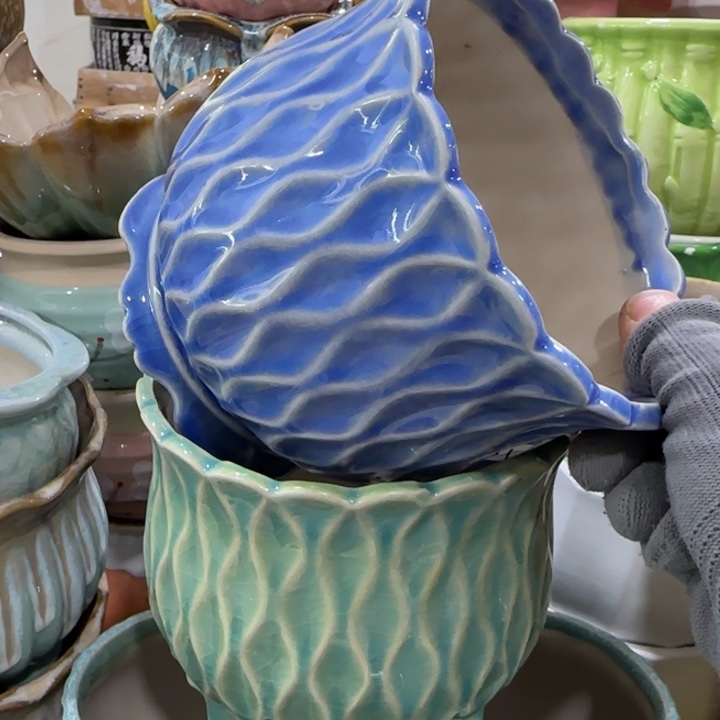 凑9米包邮，有孔，陶瓷花盆