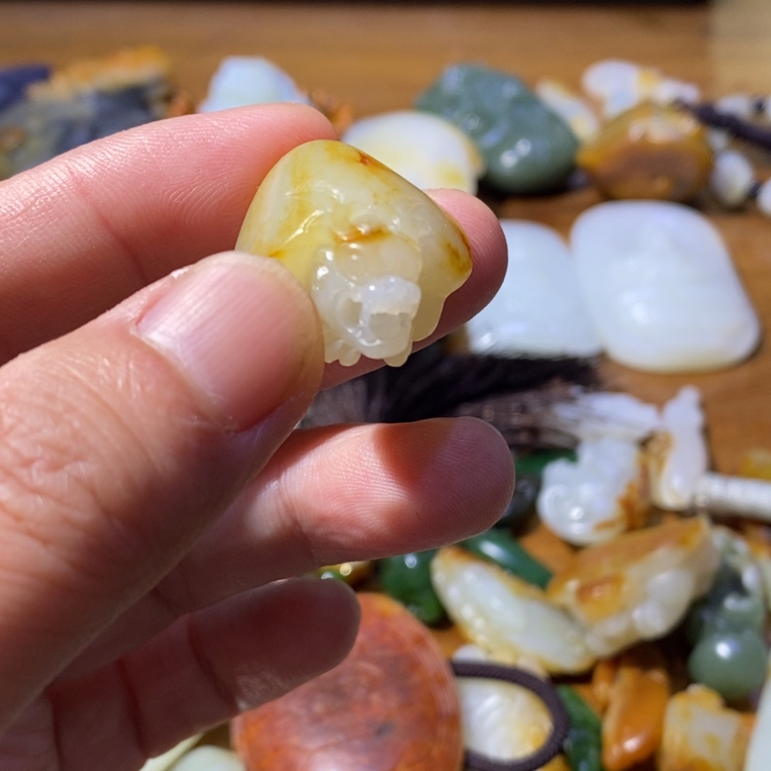 和田玉颈饰未镶嵌-****。