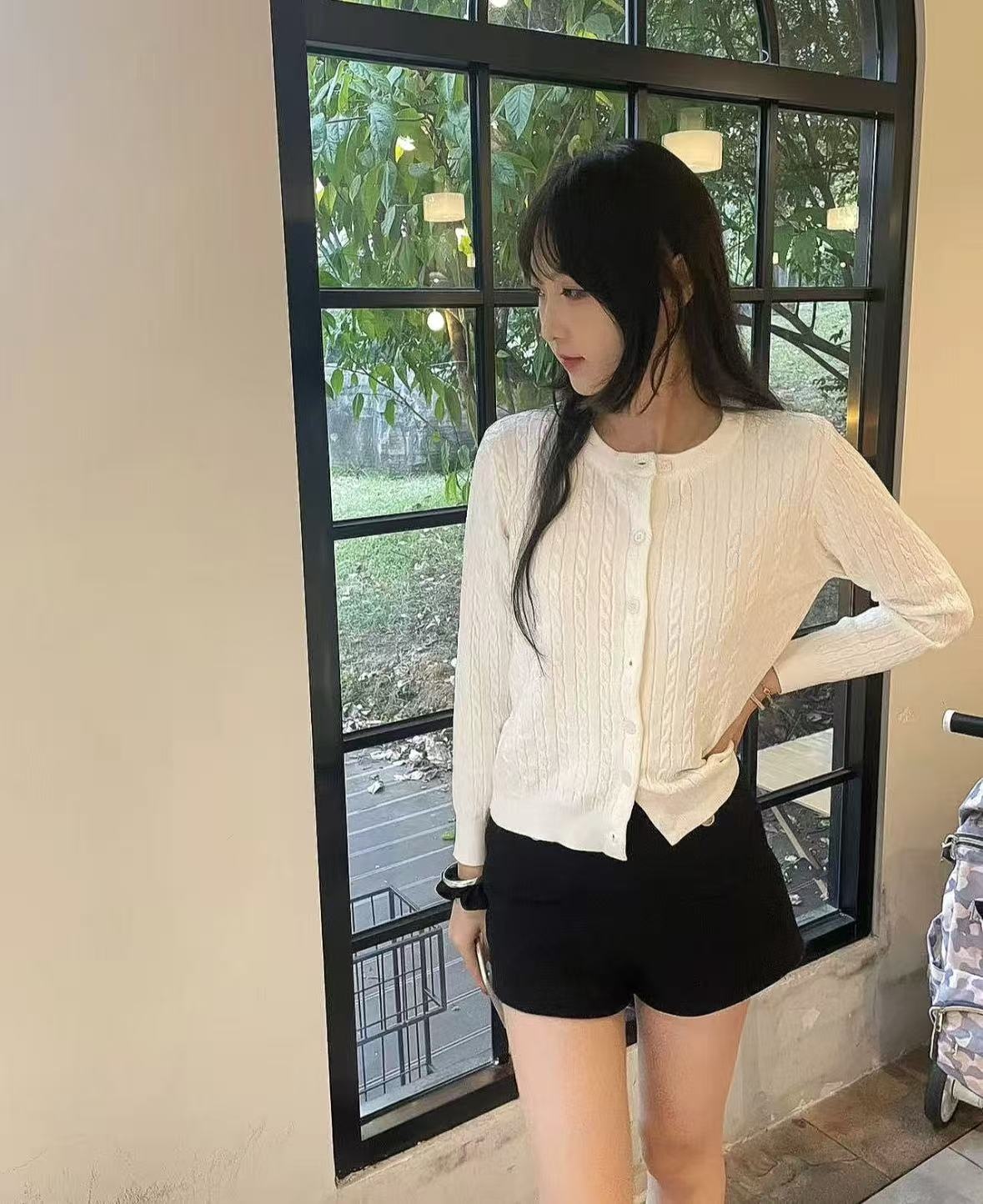 1303佳选轻奢新款设计圆领时尚百搭纯色韩系长袖开衫上衣