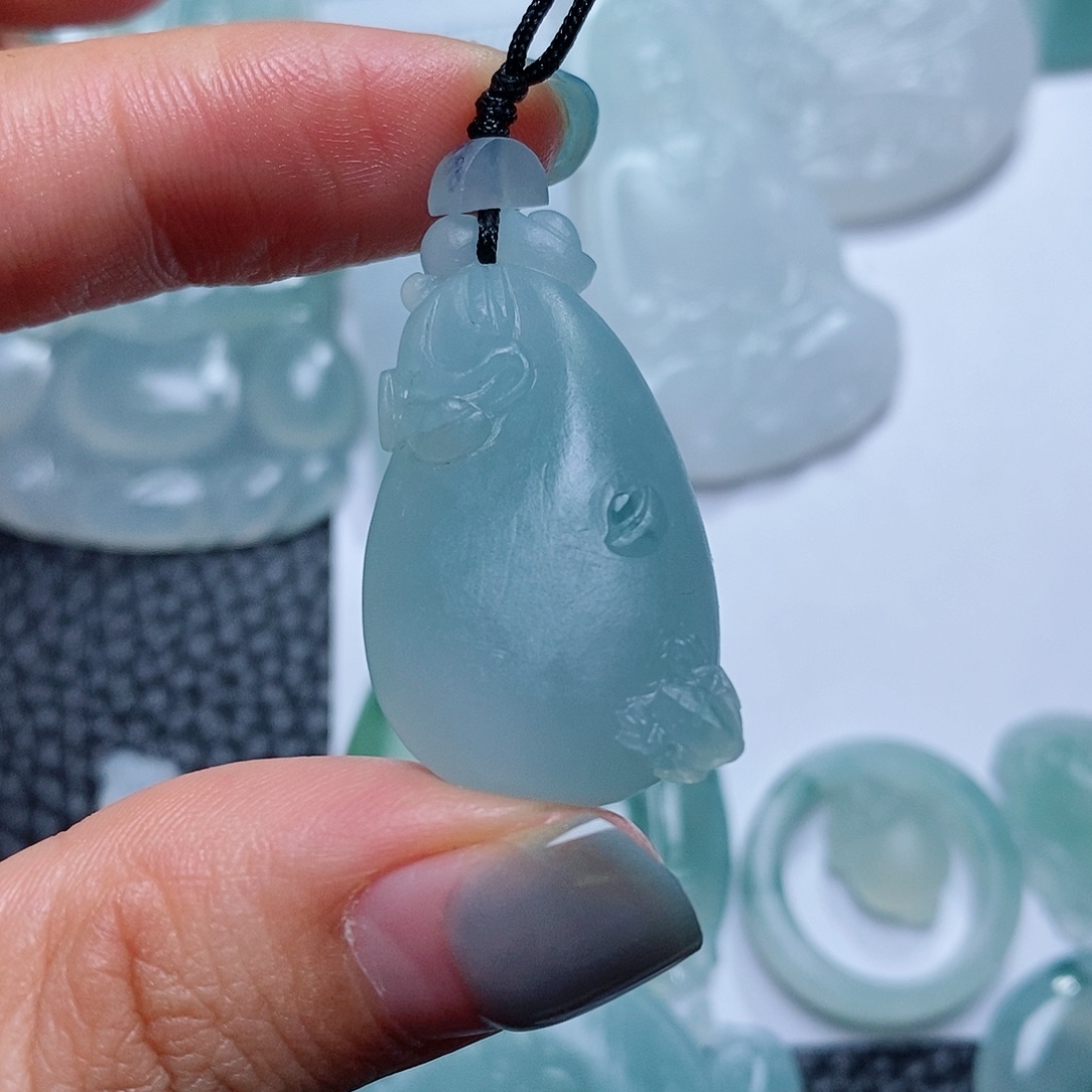 定制翡翠未镶嵌毛货付款后确认抛光