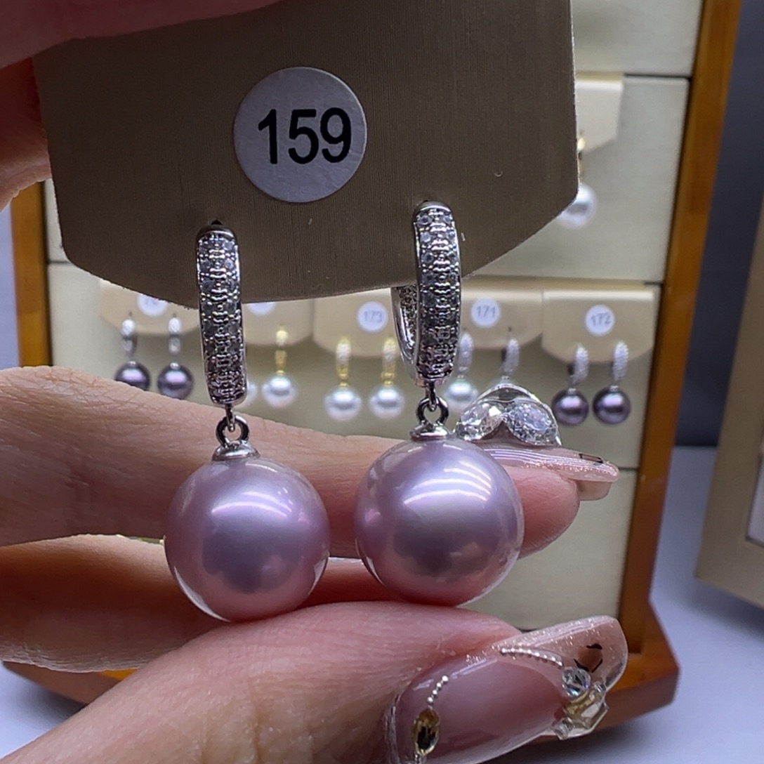 淡水珍珠耳饰未镶嵌