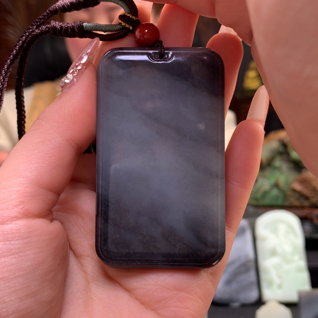 和田玉吊坠未镶嵌