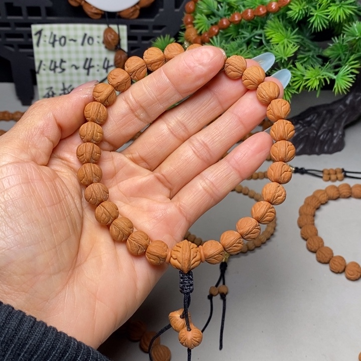 桃核手串玉龙脊手持