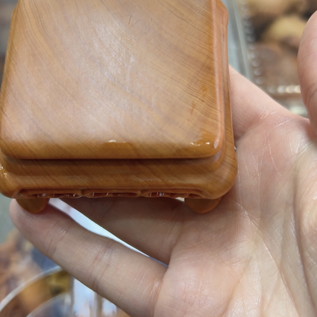 孙***空崖柏太行崖柏桌子