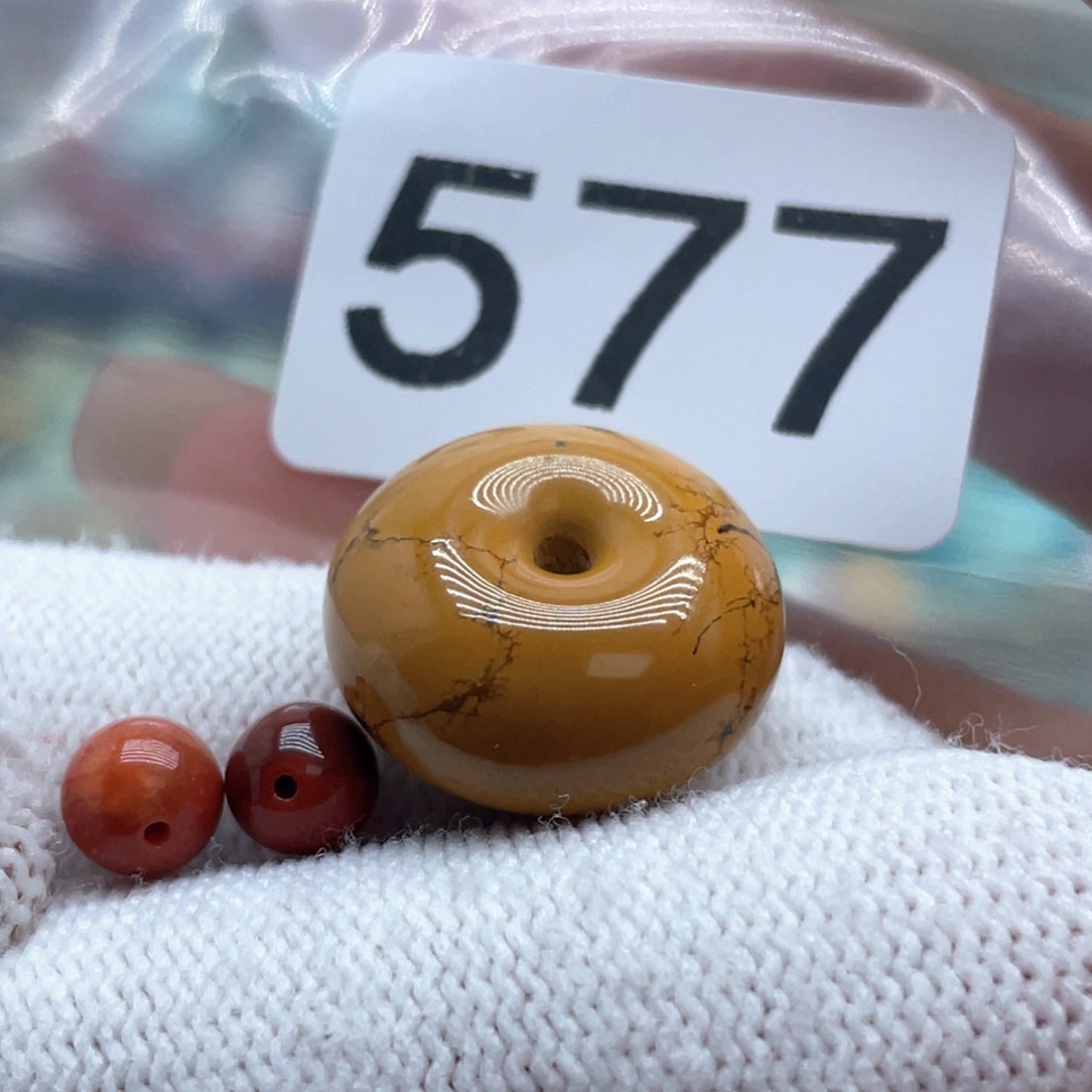 南红玛瑙未镶嵌珠宝奇石