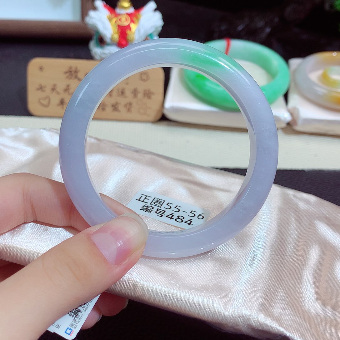 翡翠未镶嵌手镯484