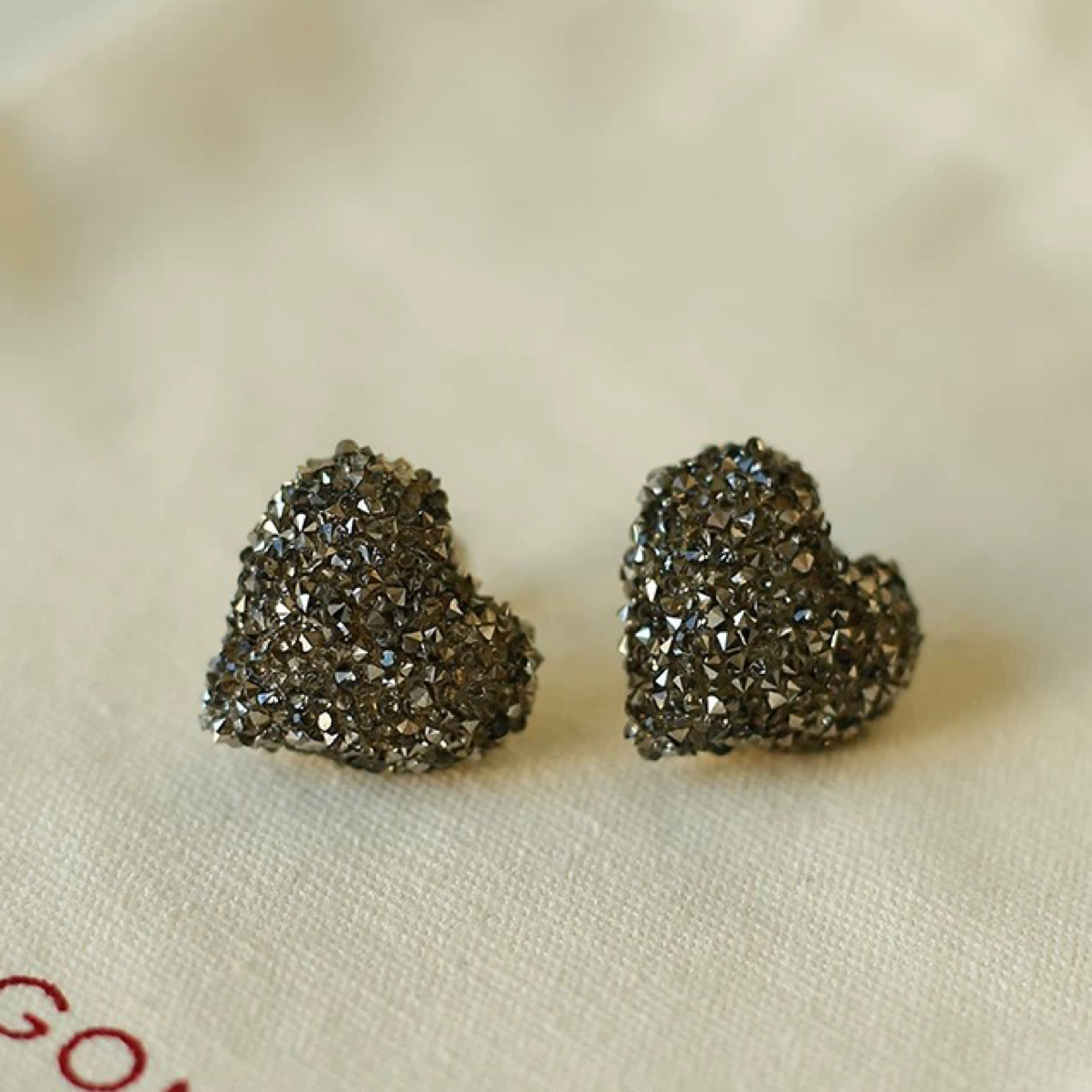 铜合金耳饰 【爱心】洋气韩系ins博主同款气质耳钉 A104