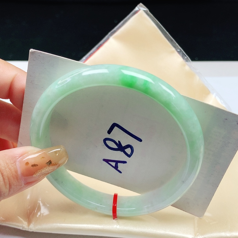 【闪购商品】翡翠手镯未镶嵌 正圈59+