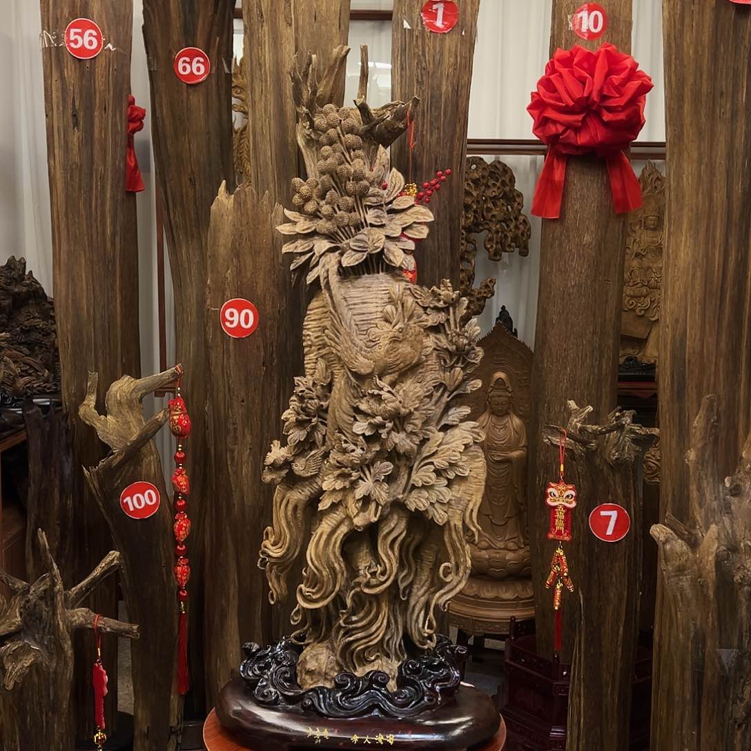 沉香摆件太*了沉香摆件➕底座