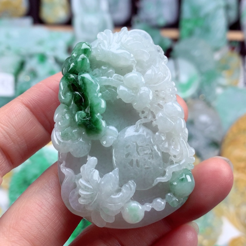 【闪购商品】翡翠吊坠(不含链)未镶嵌