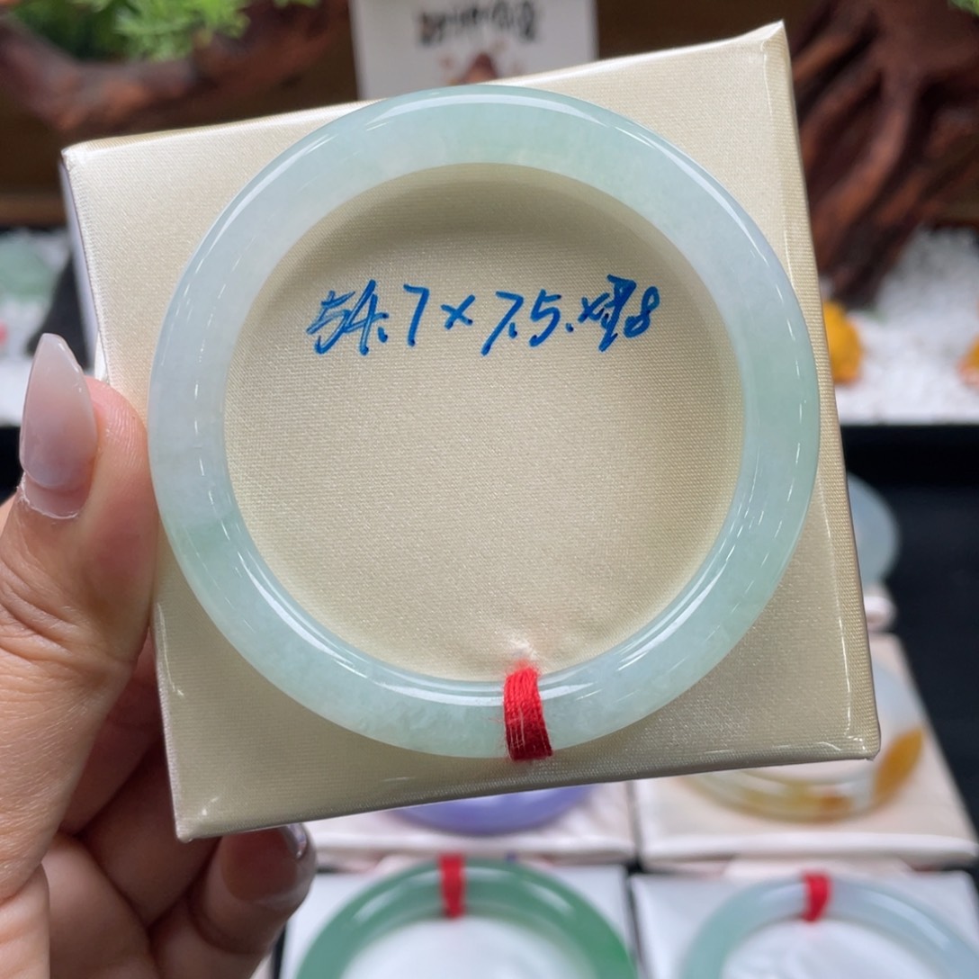 翡翠手镯未镶嵌16号