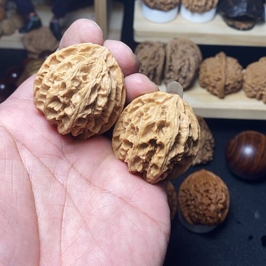 精美苹果圆，山地果，骨质嘎嘎滴