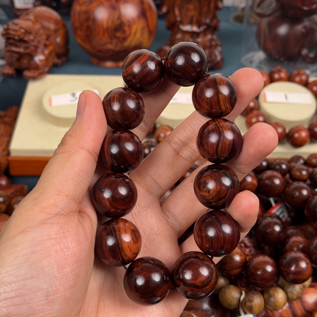 黄花梨/降香黄檀手串/手链微**信