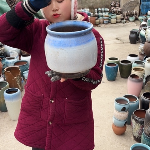 口19高20瑕疵盆子。