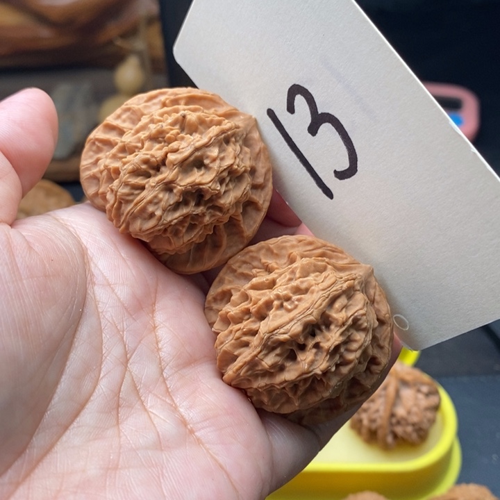 文玩核桃把件全品盘龙42尺