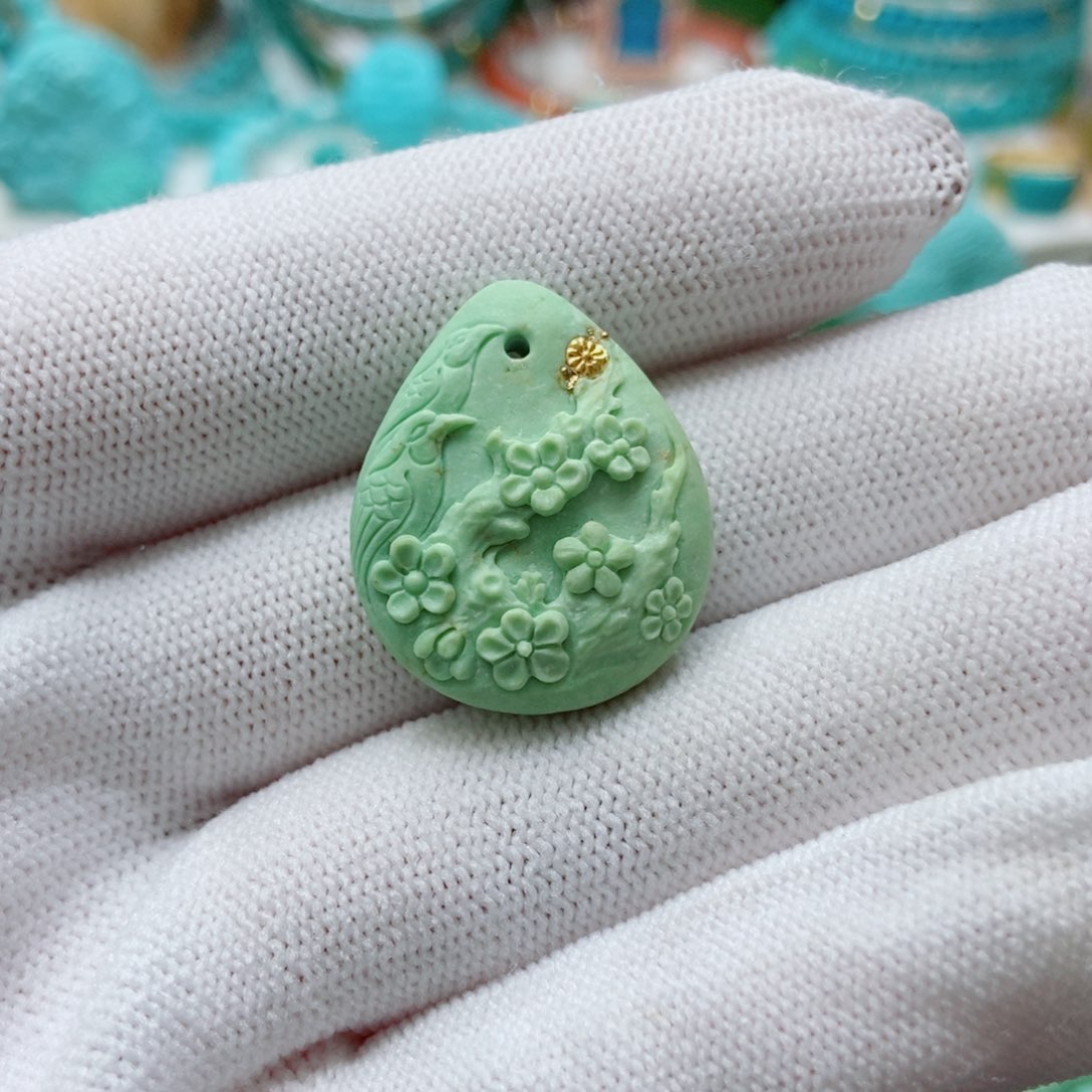 绿松石未镶嵌吊坠