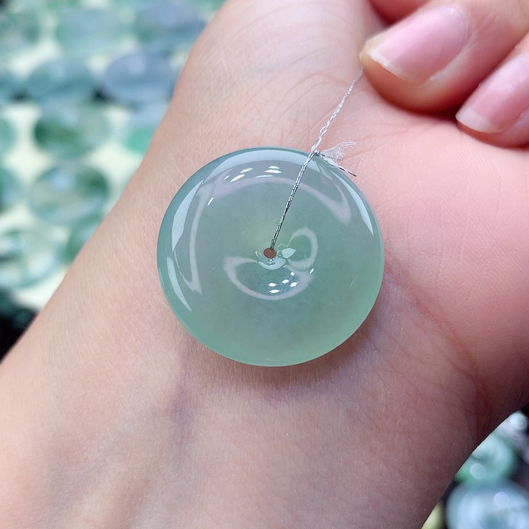 翡翠未镶嵌颈饰编号91尺寸24.0-5.4