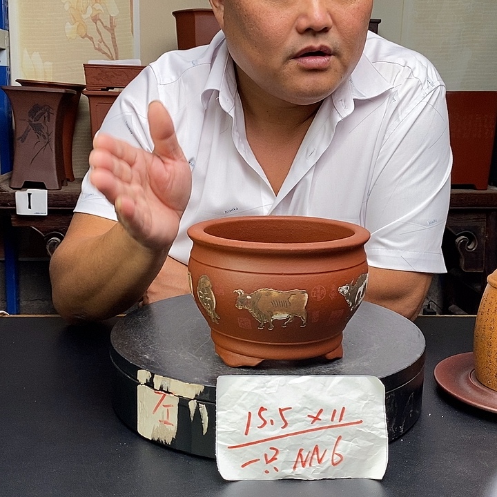 紫砂花盆货号一只NN6