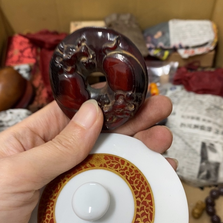 瓷片哈中古工艺品一件